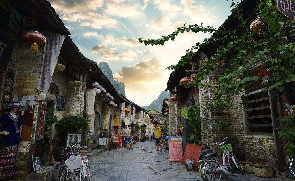 长期穿高跟鞋会怎样？和长期穿平底鞋的有什么区别？看完涨知识了